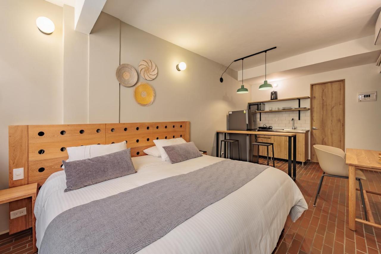 The Somos Flats Laureles Aparthotel Medellin Bagian luar foto