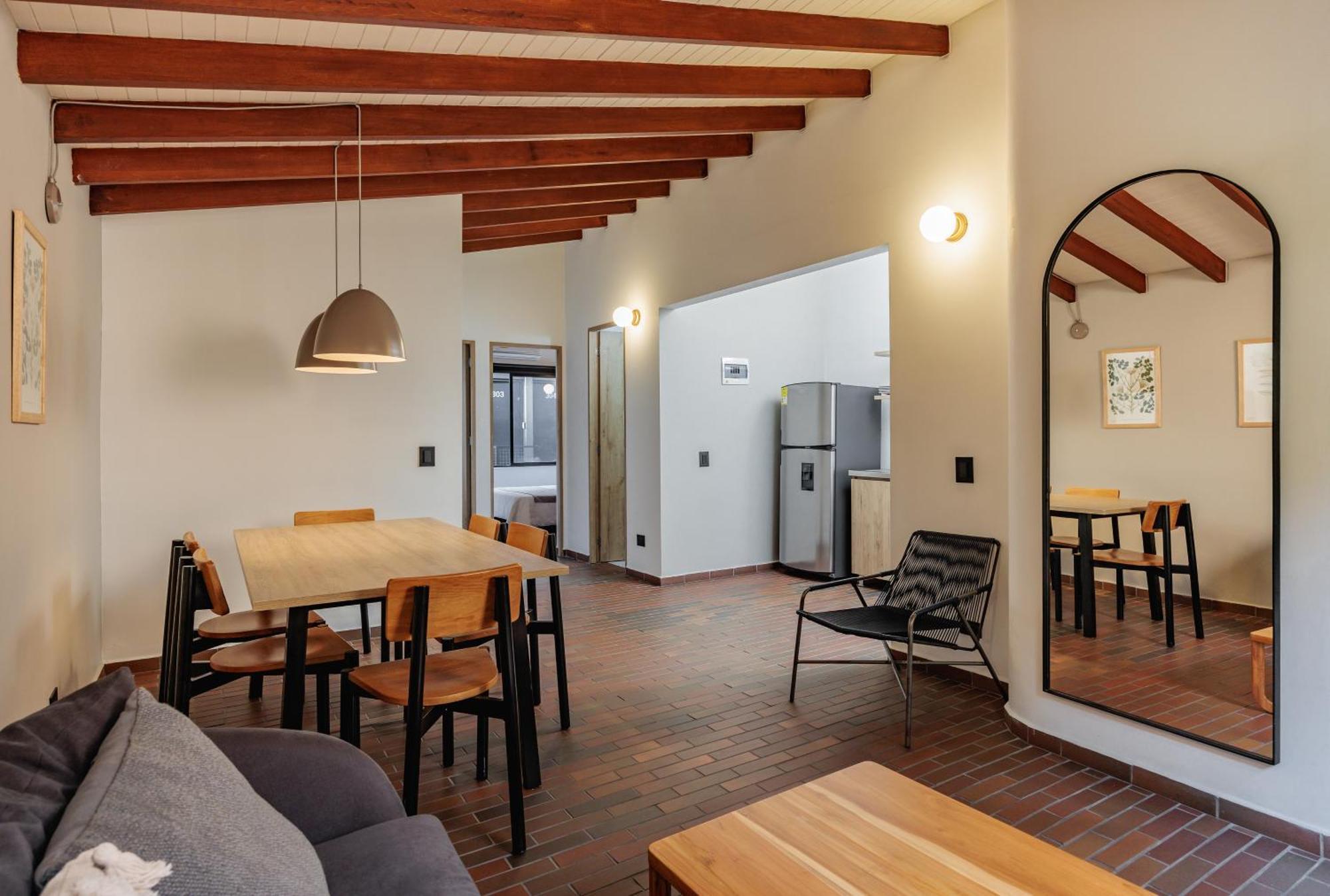 The Somos Flats Laureles Aparthotel Medellin Bagian luar foto