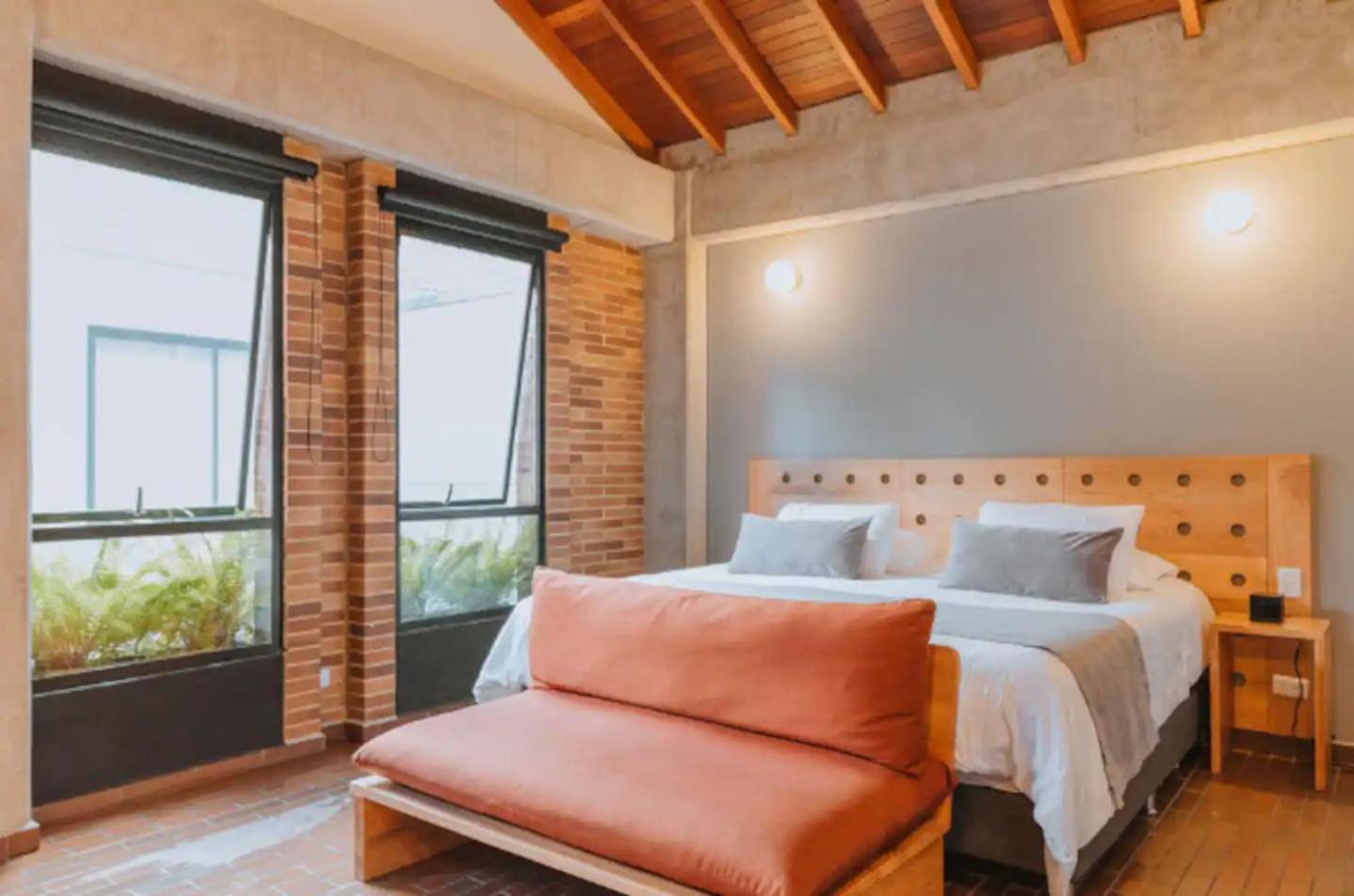 The Somos Flats Laureles Aparthotel Medellin Bagian luar foto