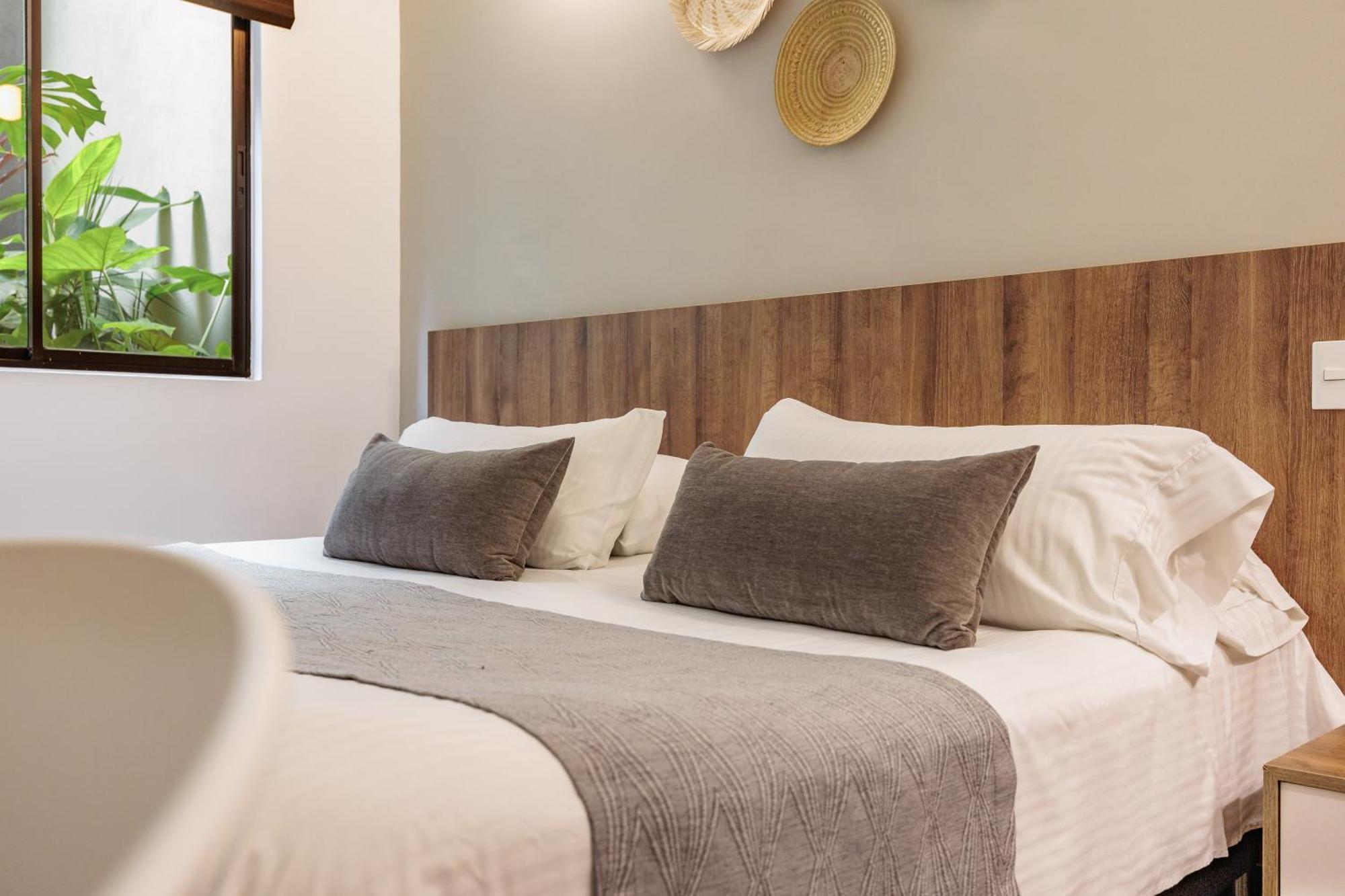 The Somos Flats Laureles Aparthotel Medellin Bagian luar foto